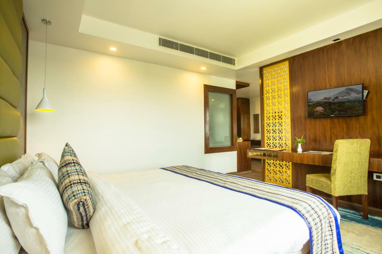 Hotel Siddhartha, Nepalgunj Екстер'єр фото